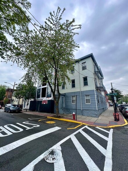 Primary Photo Of 200 Bergenline Ave, Union City Multifamily For Sale