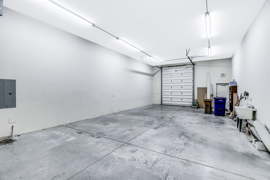 More Photos Of 9629 N Colfax Rd, Spokane Office For Sale