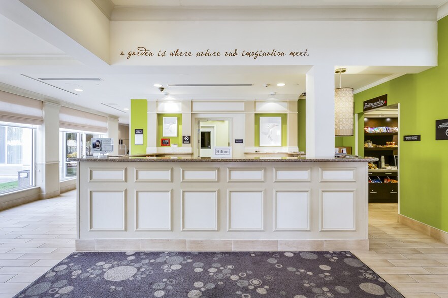 Primary Photo Of 617 W Expressway 83, McAllen Hotel For Sale