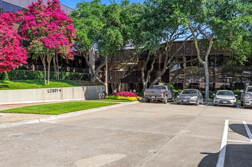 More Photos Of 4545 Fuller Dr, Irving Office Residential For Lease