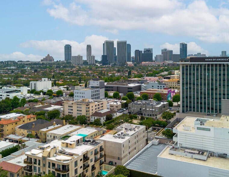 More Photos Of 120 S Reeves Dr, Beverly Hills Hotel For Sale
