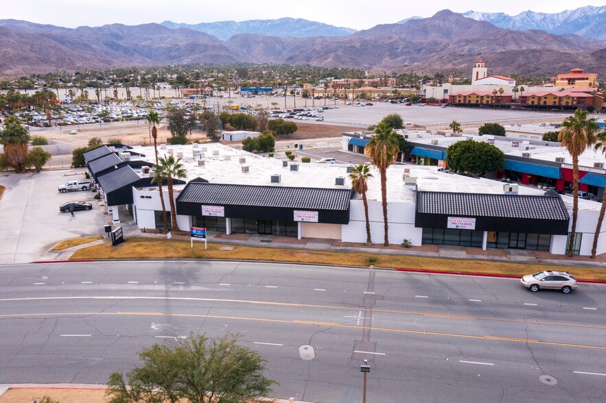 More Photos Of 68945 Perez Rd, Cathedral City Showroom For Lease