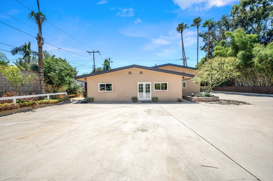 More Photos Of 5905 Old Wheeler Rd, La Verne Assisted Living For Sale