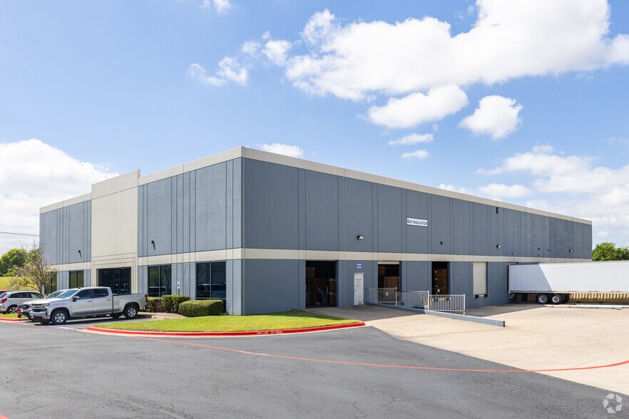 More Photos Of 2701 Gattis School Rd, Round Rock Unknown For Sale