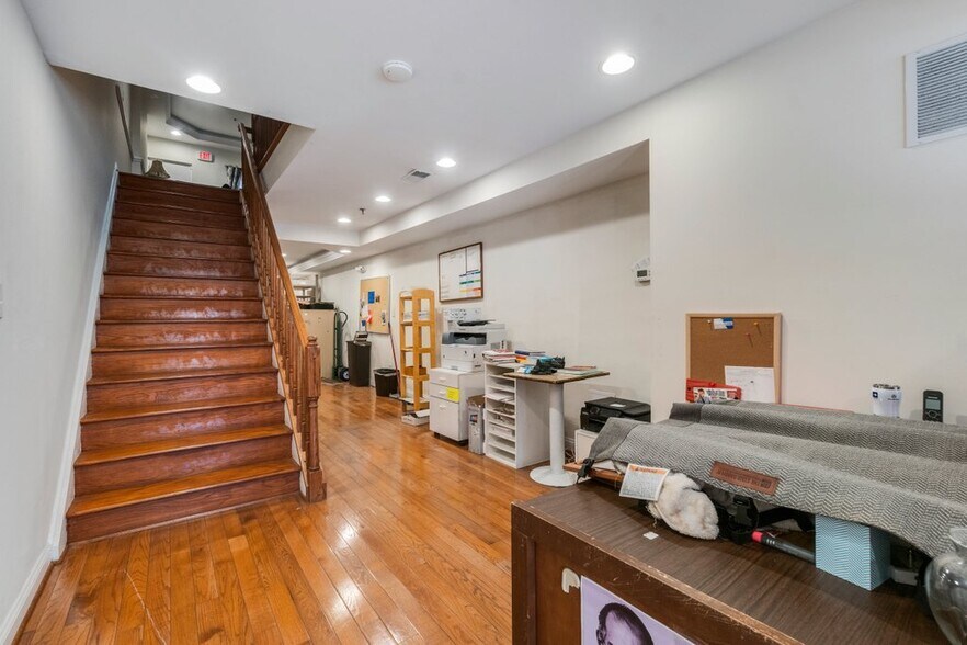 More Photos Of 1133 Light St, Baltimore Storefront Retail Office For Sale