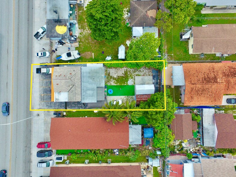 More Photos Of 221 E 9th St, Hialeah Office Residential For Sale