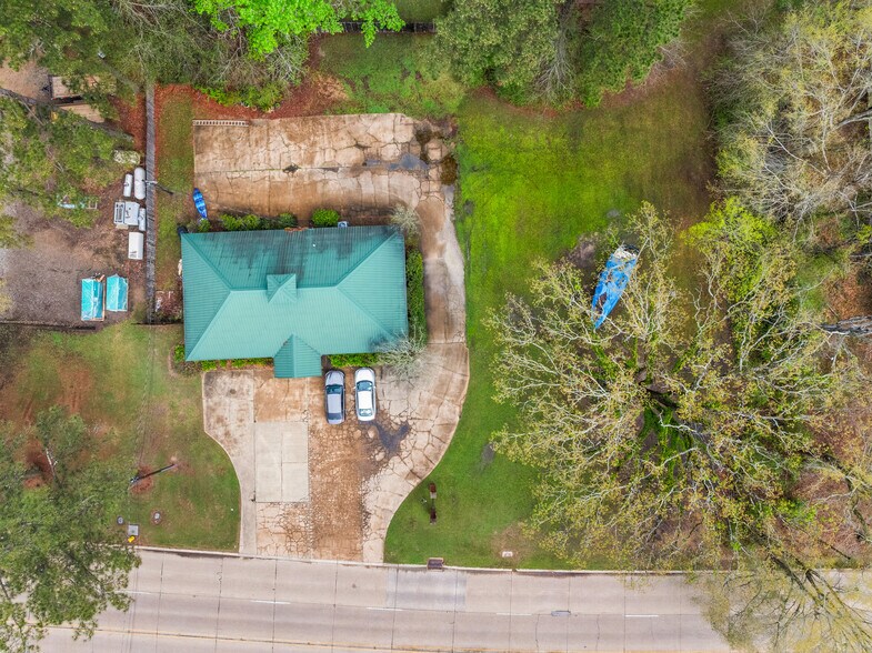 More Photos Of 1603 Melrose St, Pineville Office For Sale