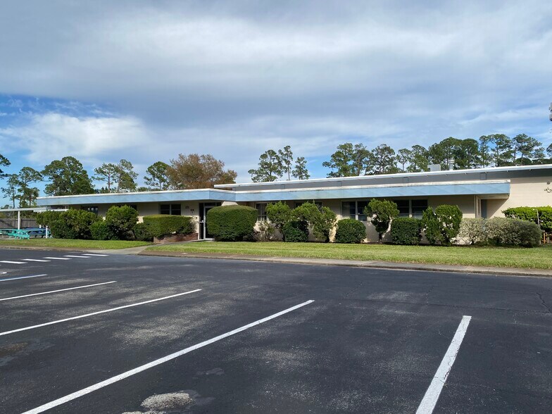 More Photos Of 221 Fentress Blvd, Daytona Beach Unknown For Lease