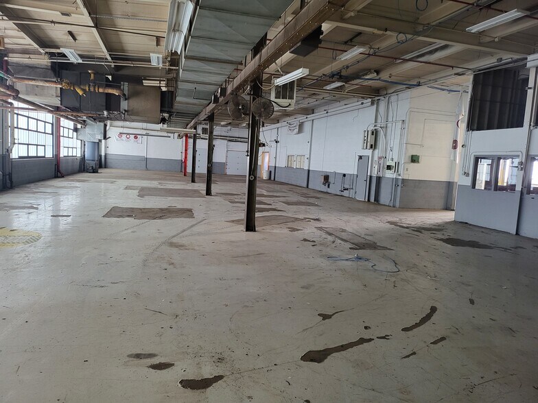 More Photos Of 1400-1414 E State St, Olean Manufacturing For Lease