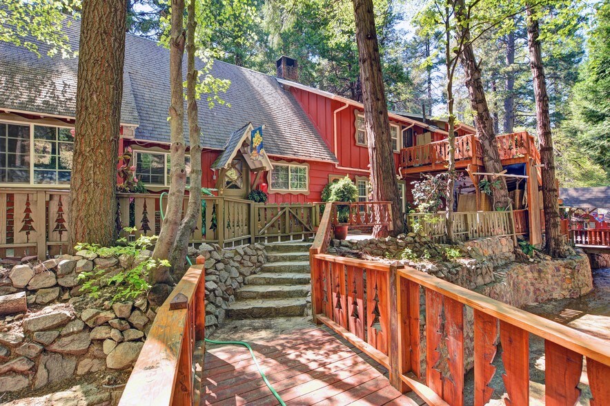 More Photos Of 27992 Rainbow Dr, Lake Arrowhead Hospitality For Sale