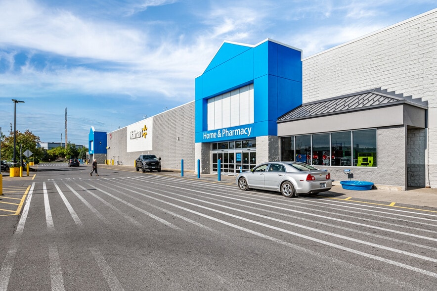 More Photos Of 4725-4745 Commercial Dr, New Hartford Unknown For Lease