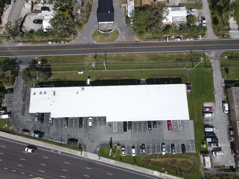 More Photos Of 12807 W Hillsborough Ave, Tampa Storefront For Sale