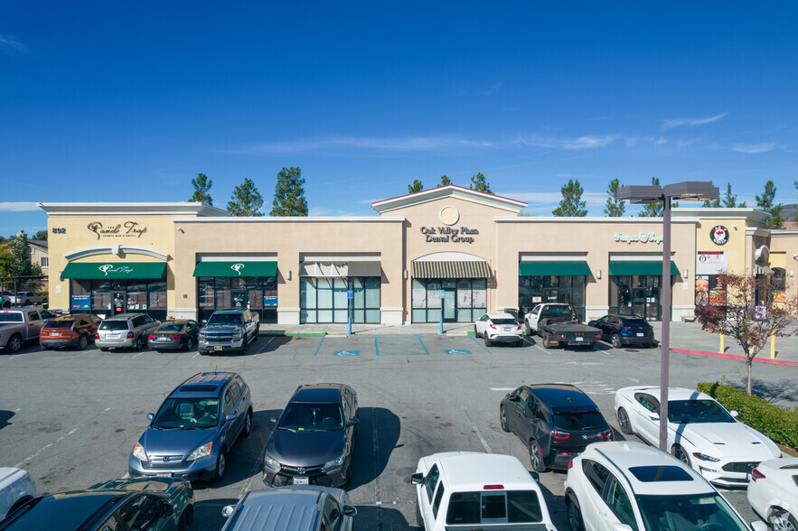 More Photos Of Oak Valley Pky, Beaumont Unknown For Lease