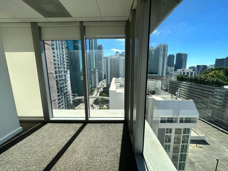 More Photos Of 150 SE 2nd Ave, Miami Coworking Space