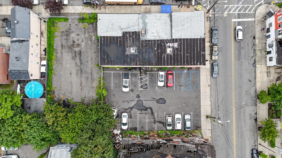 More Photos Of 297 16th Ave, Newark Land For Sale