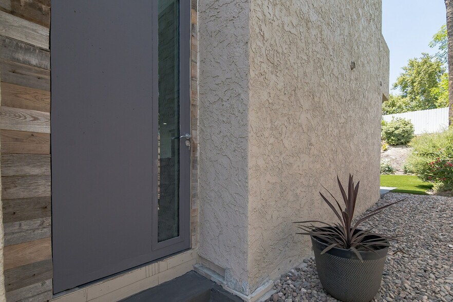 More Photos Of 7501 Linley Ln, Canoga Park Specialty For Sale