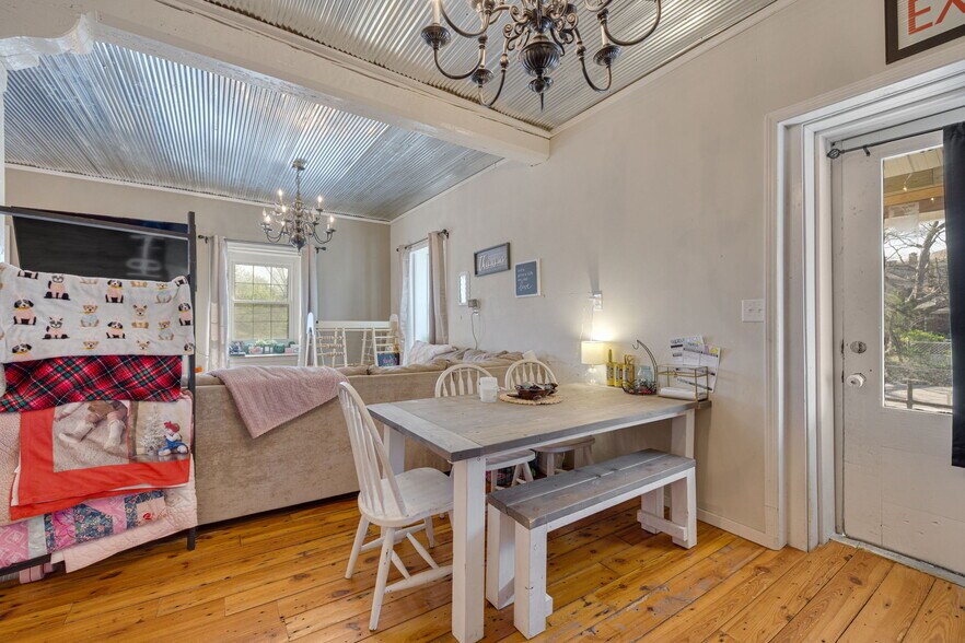 More Photos Of 305 N Main St, Ste Genevieve Storefront Retail Residential For Sale