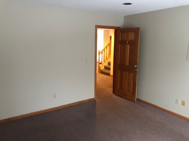 More Photos Of 734 E US Route 4, Rutland Office For Sale