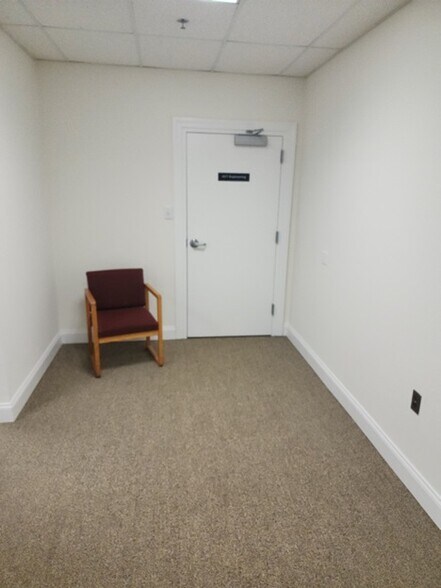 More Photos Of 1 Washington Blvd, Robbinsville Medical For Sale