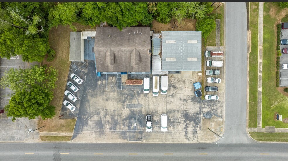 More Photos Of 3103 N 12th Ave, Pensacola Office For Sale