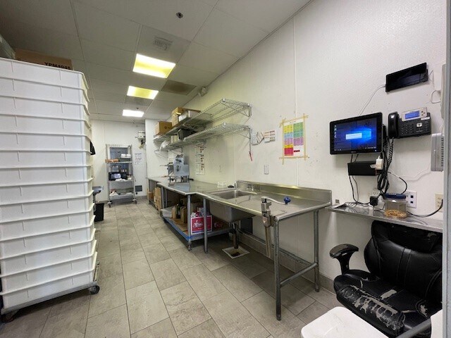 More Photos Of 741-747 E Monte Vista Ave, Vacaville Restaurant For Lease