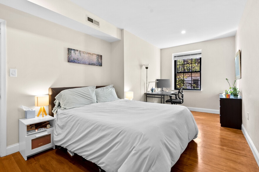 More Photos Of 1121 Walnut St, Philadelphia Apartments For Sale