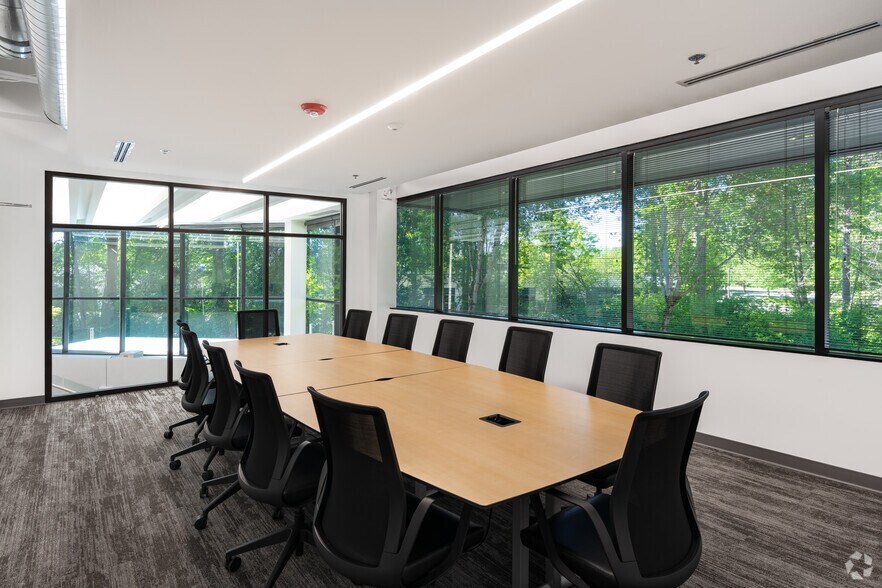 More Photos Of 500 Naches Ave SW, Renton Office For Lease