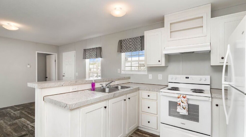 More Photos Of 3670 Dixie Hwy NE, Palm Bay Manufactured Housing Mobile Home Park For Sale