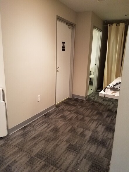 More Photos Of 1860-1868 Centre St, West Roxbury General Retail For Sale