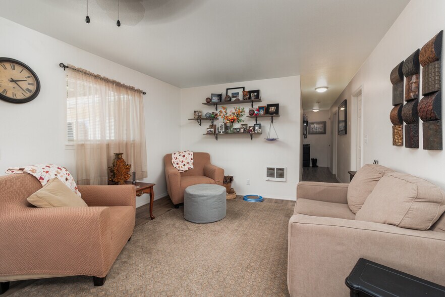 More Photos Of 3510 NE Highway 101, Lincoln City Hotel For Sale