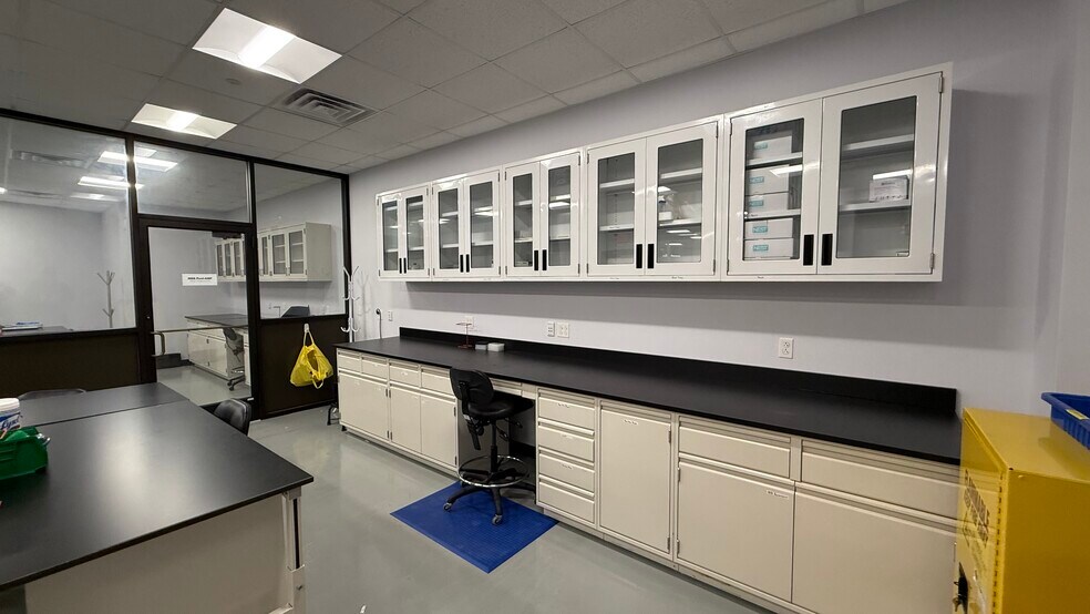 More Photos Of 2550 Brodhead Rd, Bethlehem Flex For Lease