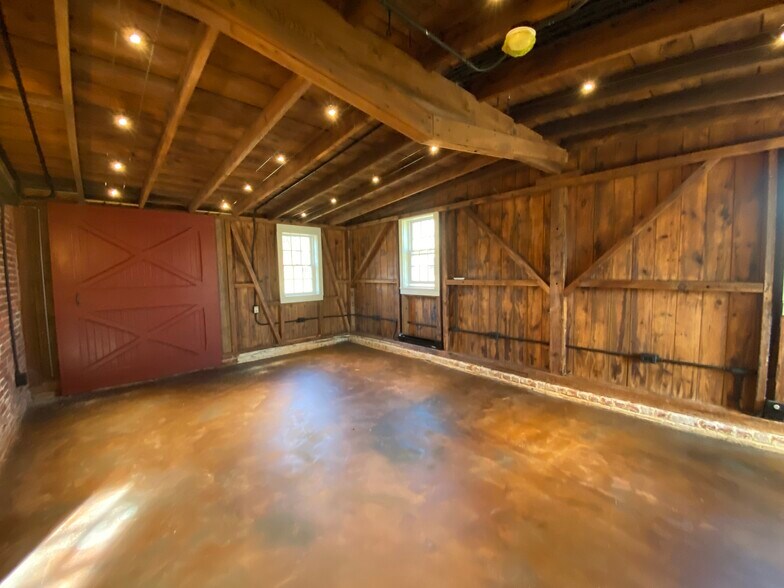 More Photos Of 3 Crosswicks Chesterfield Rd, Chesterfield Township Office Residential For Sale