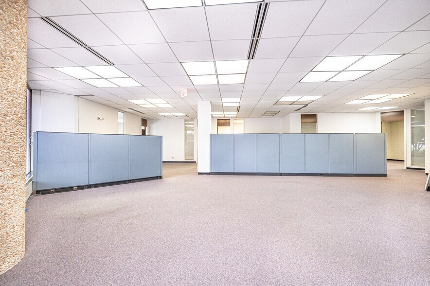 More Photos Of 200 1st Ave NW, Hickory Office For Sale