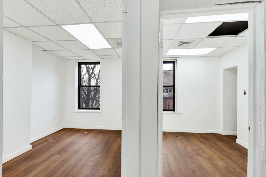 More Photos Of 8-12 W Fordham Rd, Bronx Storefront Retail Office For Lease