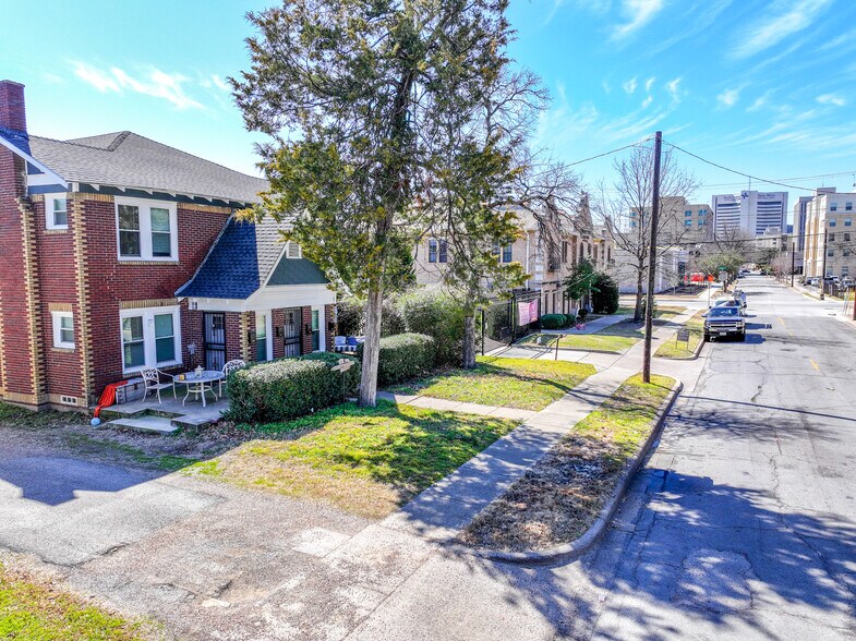 More Photos Of 4112-4114 Junius St, Dallas Apartments For Sale