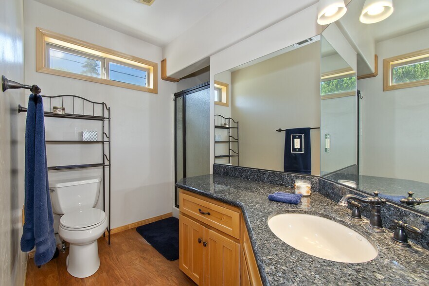 More Photos Of 42561 Moonridge Rd, Big Bear Lake Office For Sale