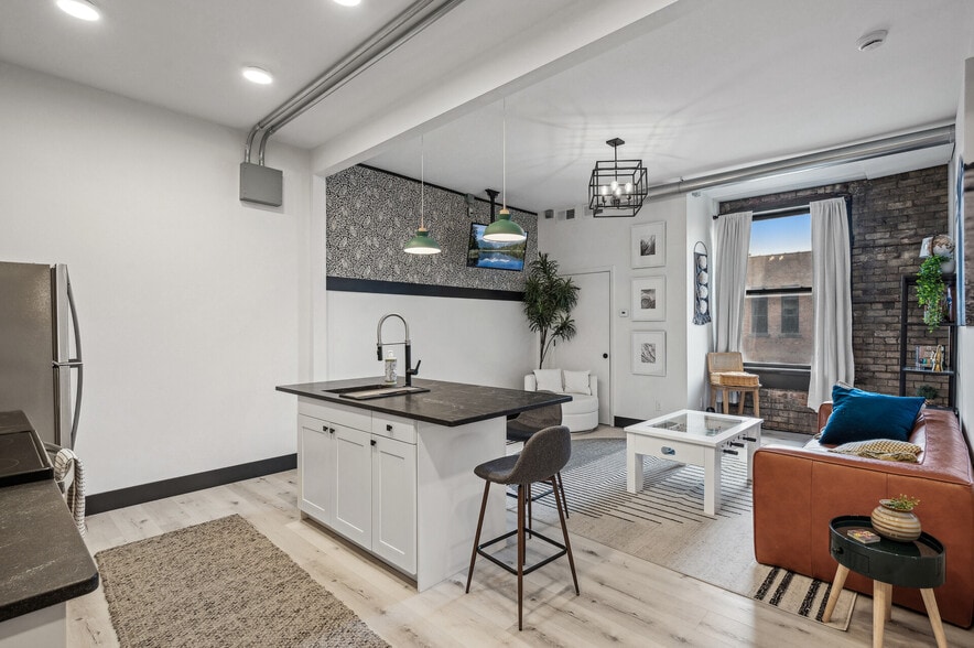 More Photos Of 100 State St N, Waseca Restaurant For Sale