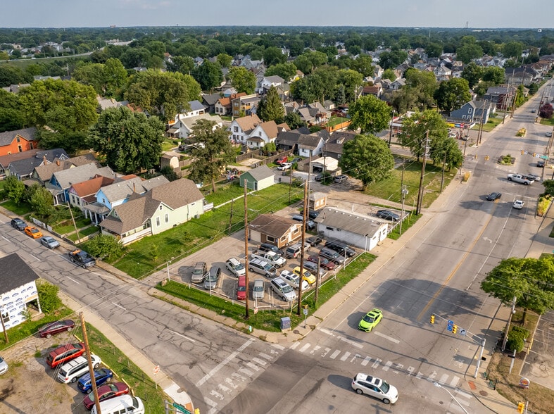 More Photos Of 1101 S East St, Indianapolis Auto Dealership For Sale