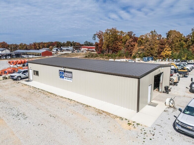 More Photos Of 1036 Crabtree Rd, Crossville Light Distribution For Lease