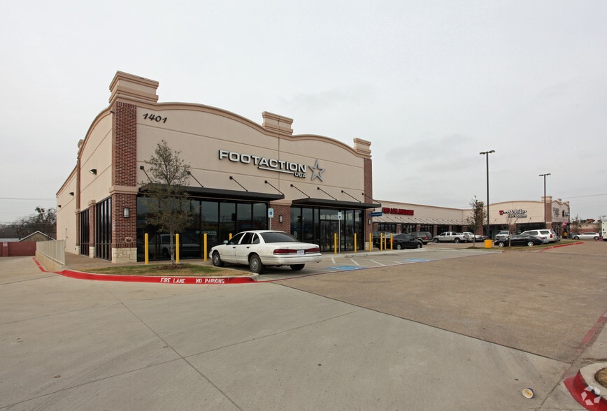 Primary Photo Of 1401-1423 S Buckner Blvd, Dallas Unknown For Lease