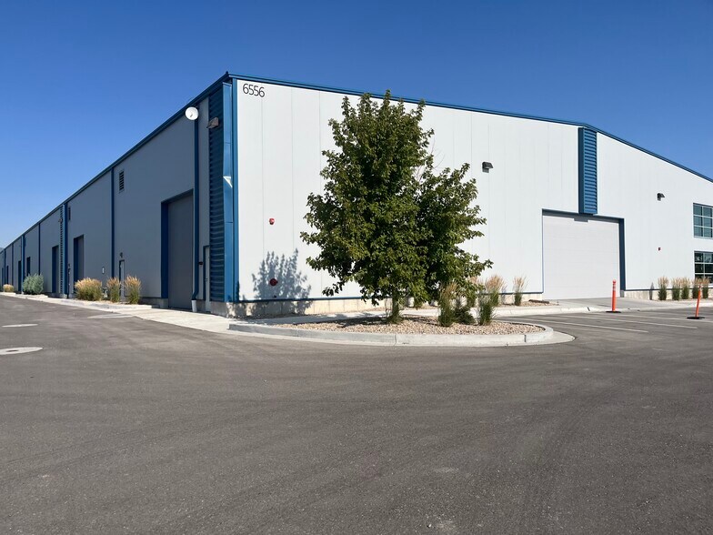 More Photos Of 6556 S Airport Rd, West Jordan Industrial For Lease