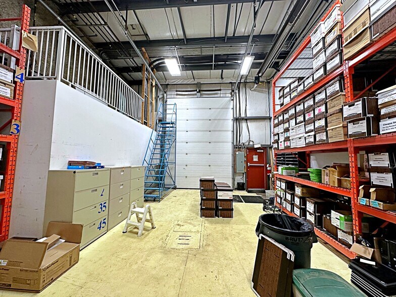 More Photos Of 380 Mackenzie Blvd, Fort McMurray Warehouse For Sale