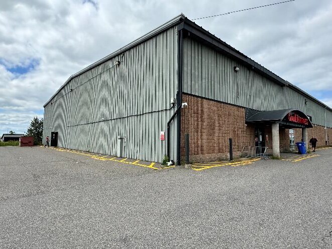 Primary Photo Of 589 2nd Line E, Sault Ste Marie Health Club For Sale
