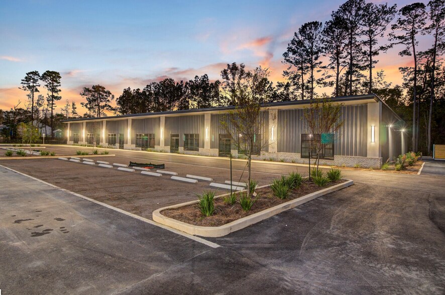 More Photos Of 10359 Highway 78, Summerville Flex For Lease