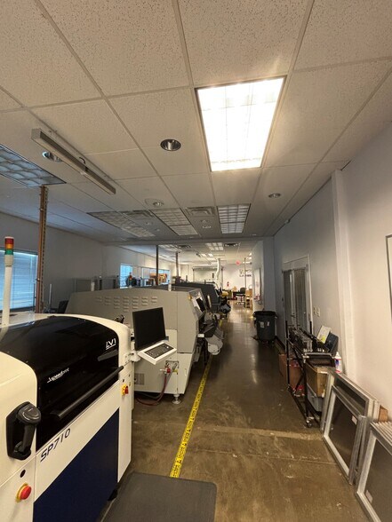 More Photos Of 4 Sierra Way St, Georgetown Light Distribution For Sale