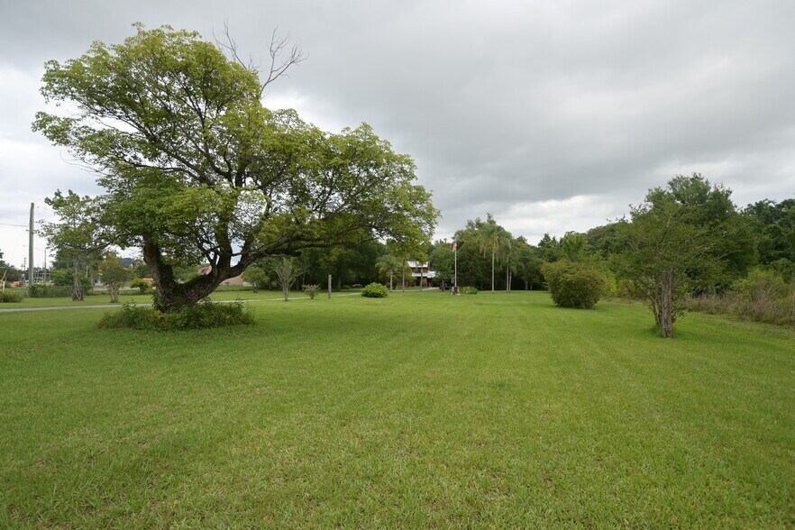 More Photos Of 2101 S Goldenrod Rd, Orlando Storefront For Sale