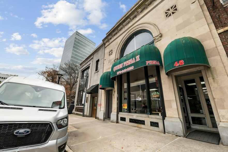 More Photos Of 48 Commerce St, Newark Office For Lease