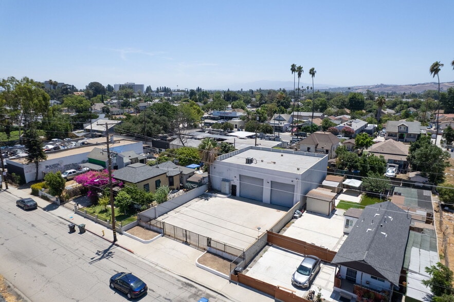 More Photos Of 960 W 1st St, Pomona Warehouse For Sale