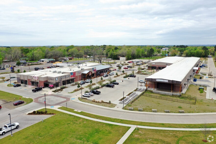 More Photos Of 75 Miranda Lambert Way, Lindale Unknown For Lease