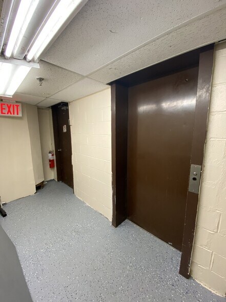 More Photos Of 5847 Francis Lewis Blvd, Oakland Gardens Medical For Lease